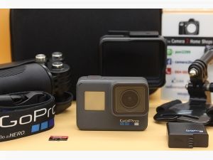 ขาย GoPro Hero 6 Black สภาพสวย อดีตประกันศูนย์ พร้อมอุปกรณ์  อุปกรณ์และรายละเอียดของสินค้า 1.GoPro Hero 6 Black 2.ไม้ 3 Way 3.เคส 4.สายรัดข้อมือ 5.Battery 
